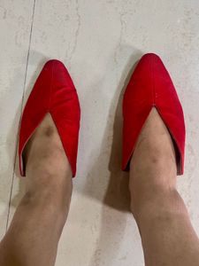 Mast And Harbour Red Mule Flats