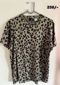 H&amp;M T- Shirts
