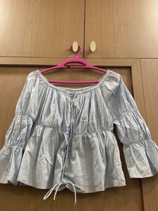 Chic Blue Peasant Top