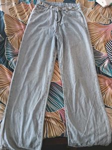 Wide Leg Light Wash Jeans