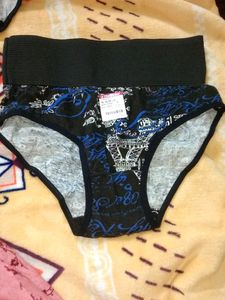 Branded Red Rose New Panties 3 in A Set