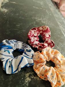 Floral Print Scrunchie