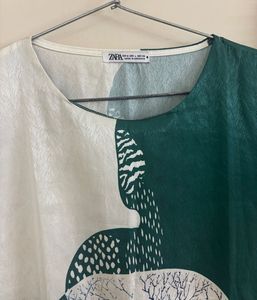 Zara Graphic Print Top