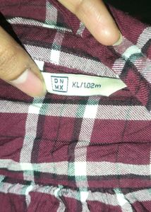 Patterned Women&#39;s Top