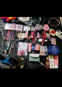 2 random products with freebie