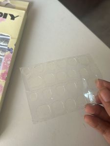 press on nails