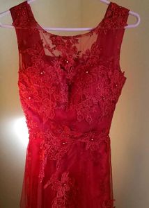 Elegant Red Lace Party Dress