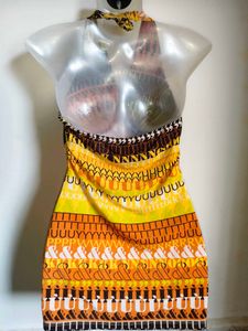 28"-32" Colorful backless top