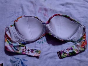 New Beautiful Strapless Bra
