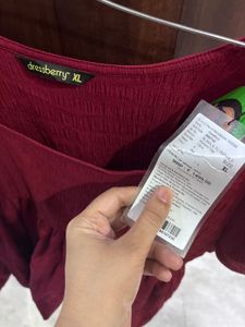 Maroon Puff Sleeve Top