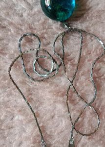 Chain With Free Pendent