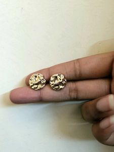 Gold Textured Stud Earring