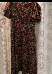 Sweetheart Midi Dress