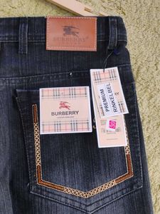TRENDING BAGGY PANTS