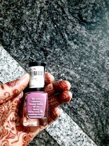 Dazller Nail Polish