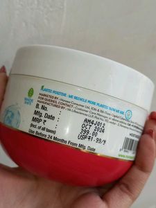 MamaEarth Beetroot Hydraful Light Moisturizing