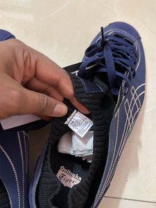 Onitsuka Tiger Sclaw Sneakers size 7