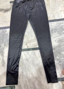Velvelt Black Jeggings