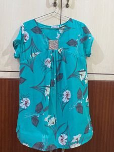 Sea Green Top Floral Flowers Size Xl