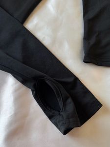Pinterest Savana Black &amp; Pink Bow Top