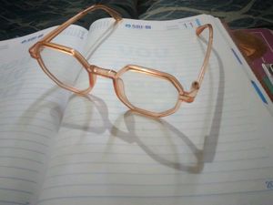 ✨Peach Frame Glasses✨