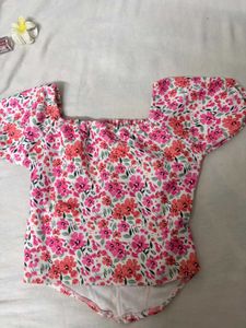 Floral top