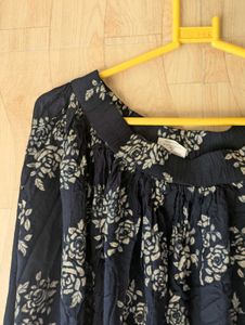 Buy Navy Blue Skirts &amp; Ghagras for Women by AVAASA