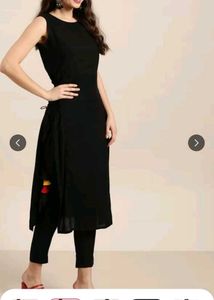Black Kurti With Matching Bracelet