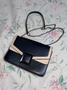 Buy This Elegant Classy Black &amp; White Pattern Bag