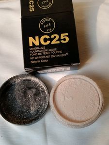 Studio Face Fix NC25 Mineralize Loose Powder