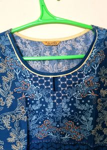 Aurelia A line Kurta Size M