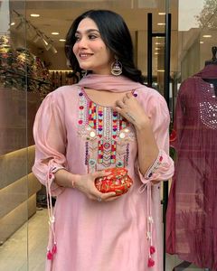 Pink Beautiful Chanderi Suit