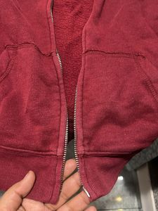 Women’s 2 sweatshirt/ Hoodie