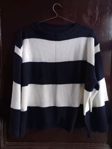 trendy black and white stripes sweater