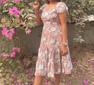 Floral Print Tiered Midi Dress