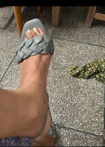 Get  Classic Kitten Heel