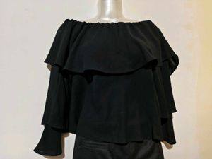 🎄Buy 1, Get 1 Free🎁Black Off-Shoulder Top