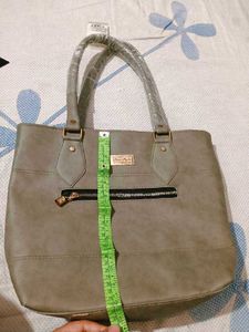 Hand Bag☘️