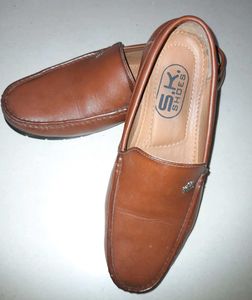 Brown Leather Loafers - Classic Style