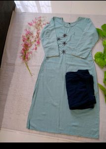 Kurti Set.