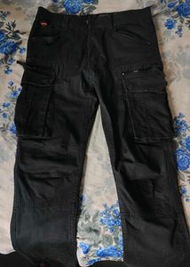 Mens Cargo Pants || Like New || 3-4 Times Used ||