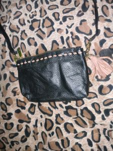 Black Crossbody Bag can put cash &amp; card phone ca