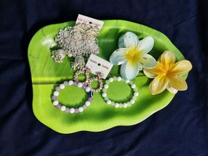 Jewellery hamper