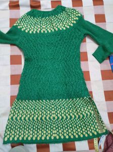 long woolen top