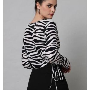 ZEBRA KNOT UP TOP 😍