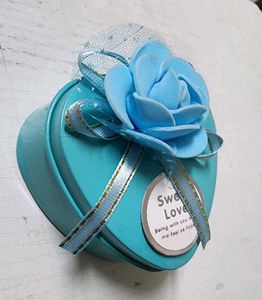 Heart Shaped Decorative Metal Small Gift Box