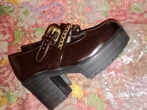 Very Printersty Vibe Shoes