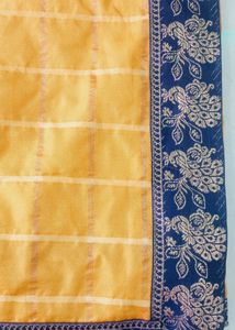 Checks Print Saree