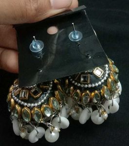 earring