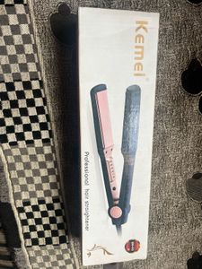 Kemei Hair Straightener